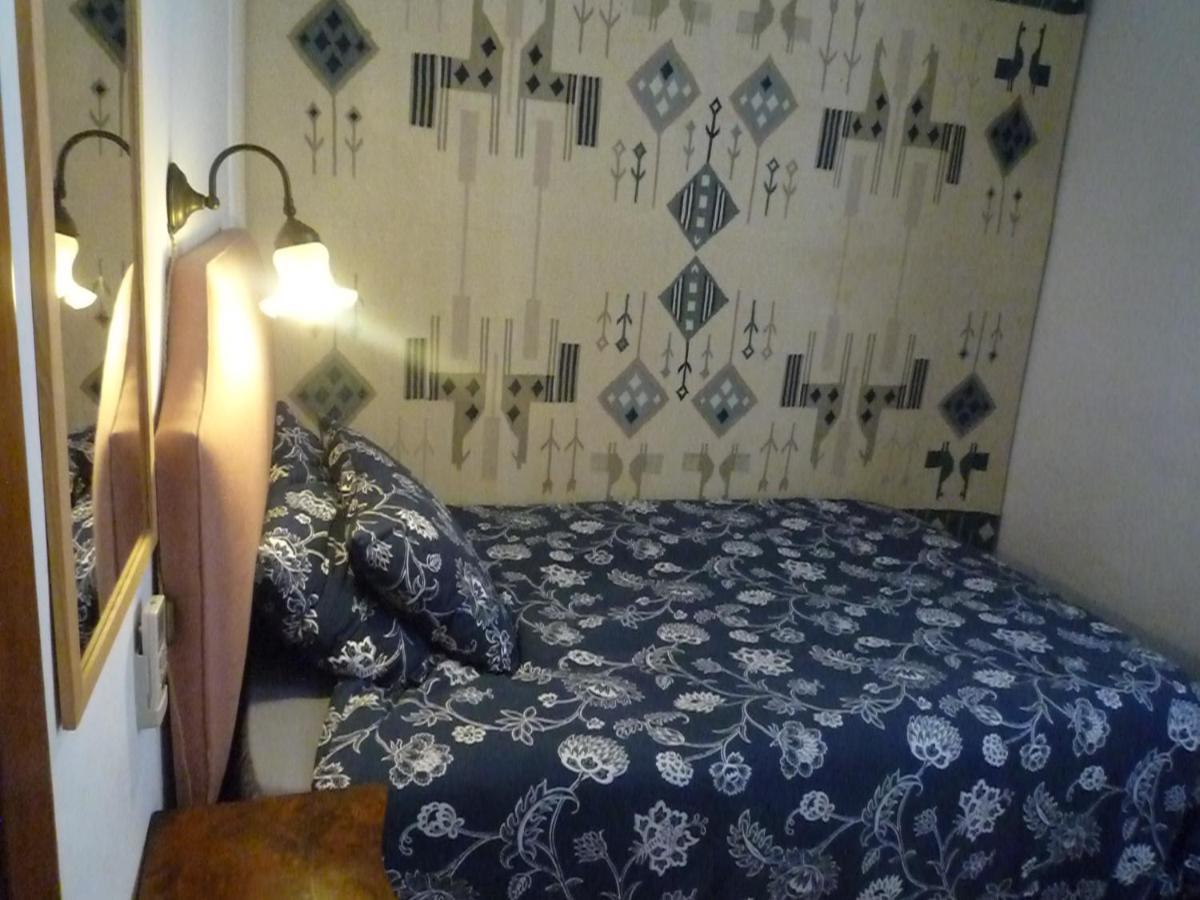 Апартаменты Residenza Mucha Рим Номер фото